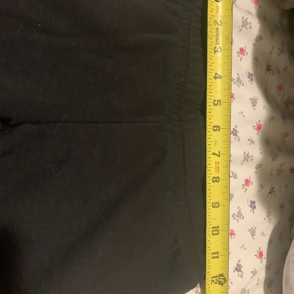 Black Cargo Jogger Pants size M (8) old navy with pockets